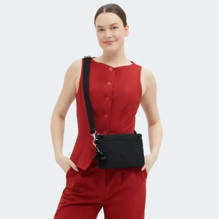 RIRI Many Hearts Bla