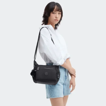 GABBIE S Black Noir