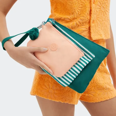 IAKA L WRISTLET Outspoken Green
